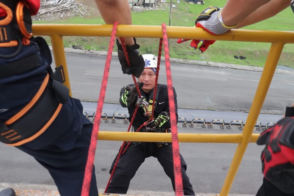 Personal del Benemérito Cuerpo de Bomberos de Paján asistió al Curso de Cuerdas y Nudos Básicos dictado en la Academia de Bomberos de Guayaquil «Crnl.Gabriel Gómez Sánchez»